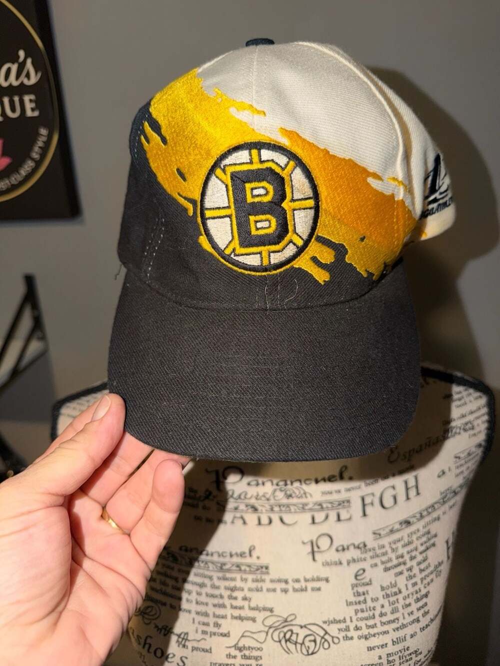 90s Logo Athletic Boston Bruins Splash Paint Brush Snapback Hat